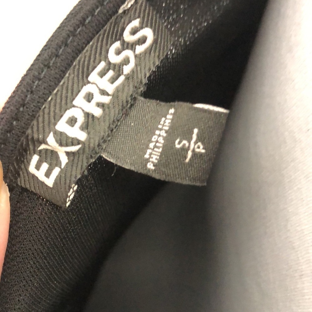 Express black & white spaghetti strap tank top - Picture 7 of 7
